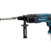 Перфоратор MAKITA HR 2460 в чем.