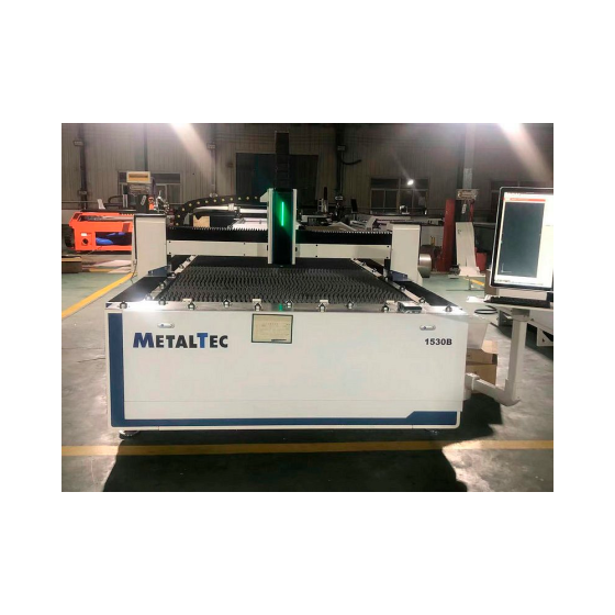 Оптоволоконный лазерный станок для резки металла MetalTec 1530B (MAXPHOTONICS3000W) 