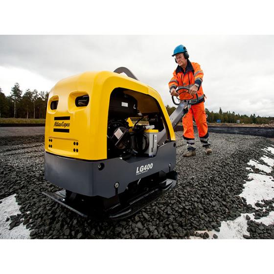 Виброплита Atlas Copco LG400 бензин