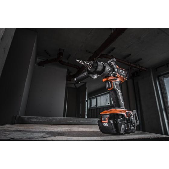 Дрель-шуруповерт аккумуляторная AEG BS18C3BL-402C