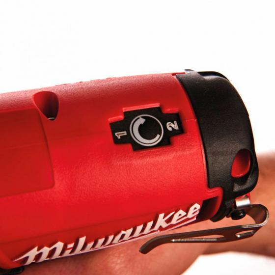 Гайковерт аккумуляторный Milwaukee M12 CIW14-202C FUEL