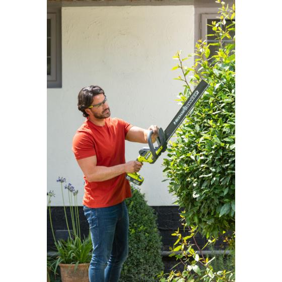 ONE + / Кусторез RYOBI RY18HT50A (без батареи)